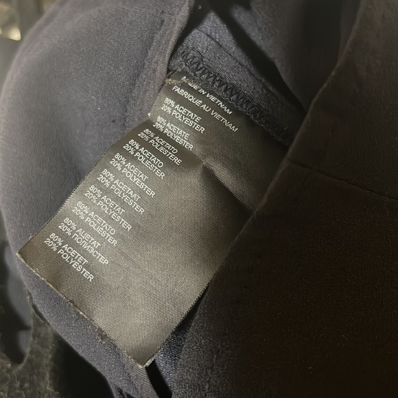 Club Monaco Pleated Wide Leg Cropped Pants - Picture 8 of 8